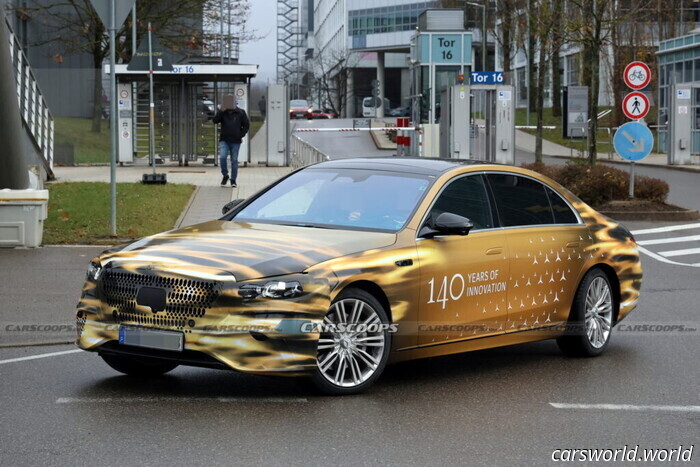 Mercedes está acabando con el EQS y construyendo su reemplazo camuflado | Carscoops